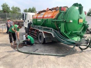 Hút hầm cầu trung tâm thương mại